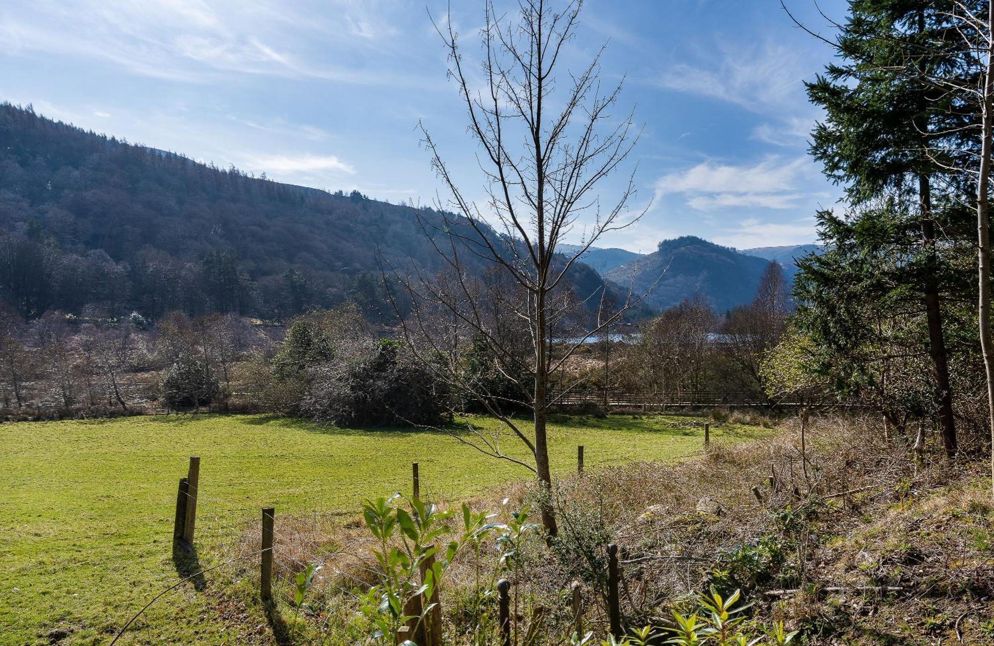 Glendalough International Youth Hostel Laragh Exterior photo